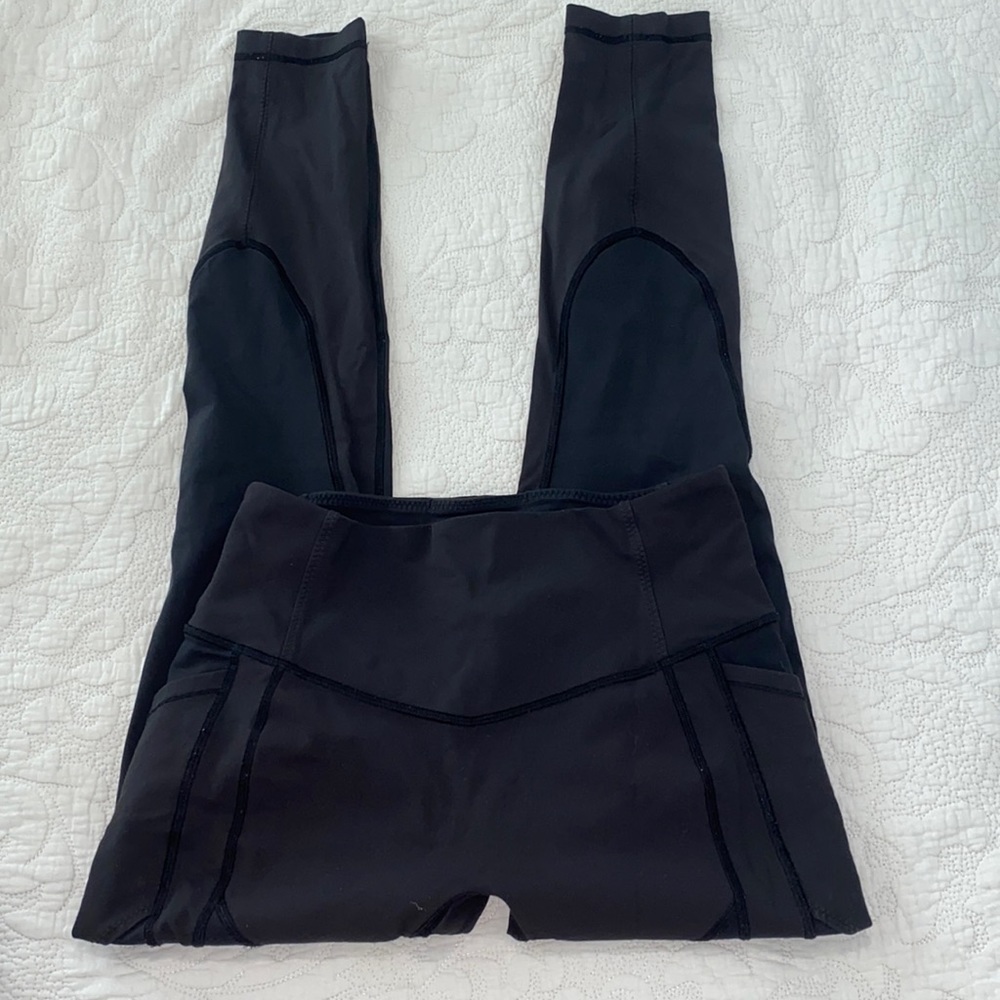 Black Lululemon legging